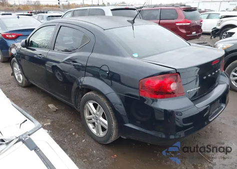 2011 Dodge Avenger Mainstreet z USA, uszkodzony, nr VIN 1B3BD1FB3BN528215